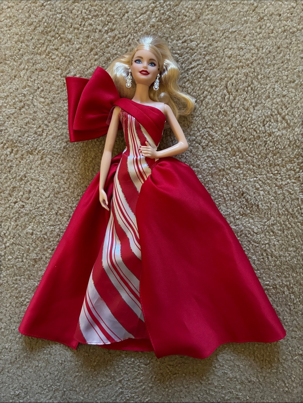 2019 Holiday Barbie